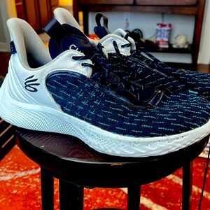 Steph Curry Flow 9 Basketball Shoes